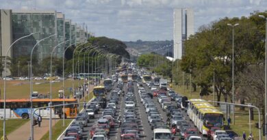 Caos no trânsito e passagens caras diminuem chances de moradores do Entorno conseguirem empregos no DF