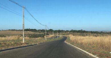 Falta de sinalização, iluminação e excesso de velocidade põe em risco quem trafega pela Estrada Park