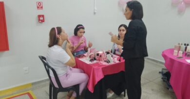 Hospital Estadual de Luziânia realiza evento de conscientização e autocuidado no Outubro Rosa