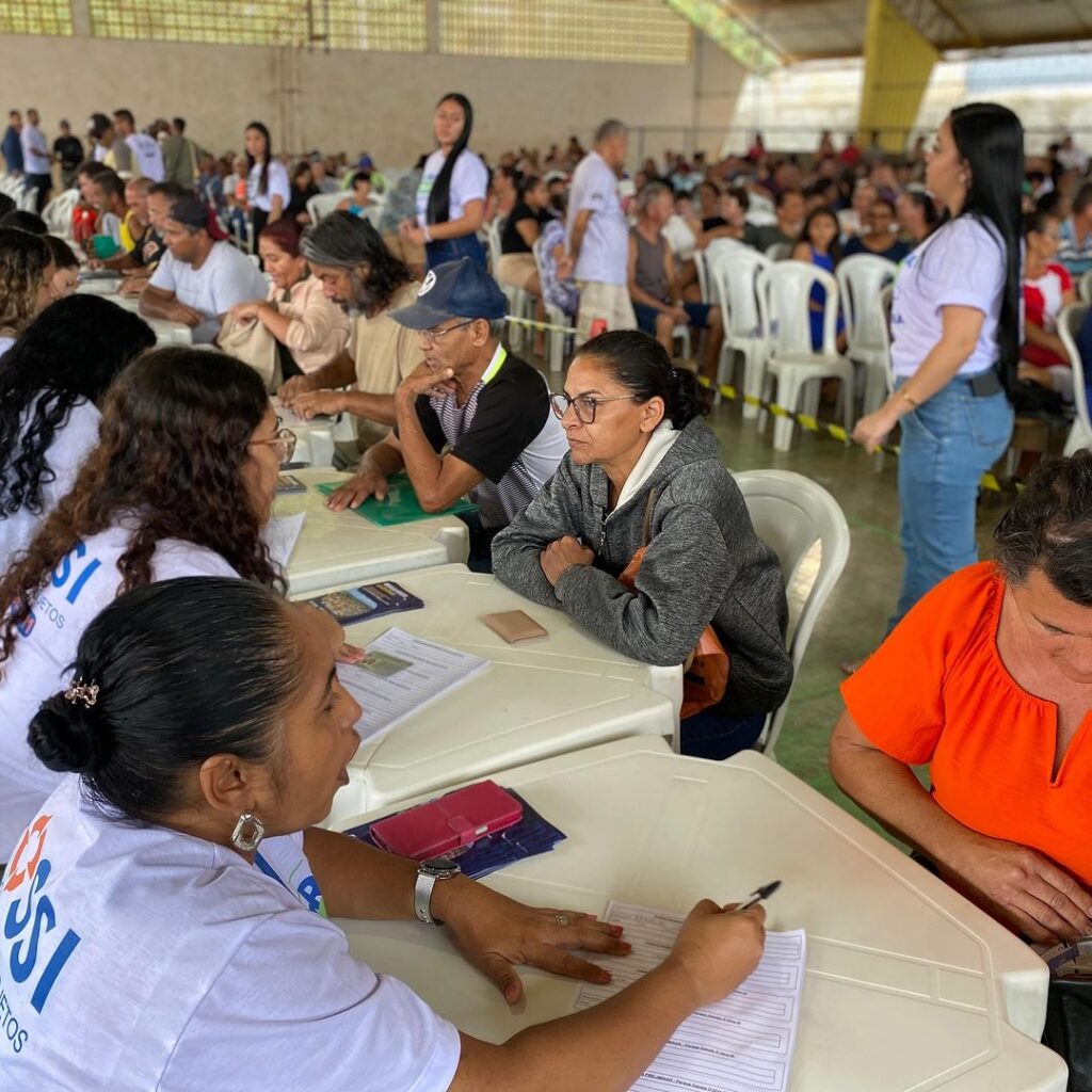 Escritura na Mão: Luziânia avança na Regularização Fundiária no Jardim Ingá