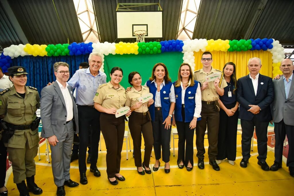 Goiás lança o maior programa de saúde ocular para estudantes da rede estadual de ensino