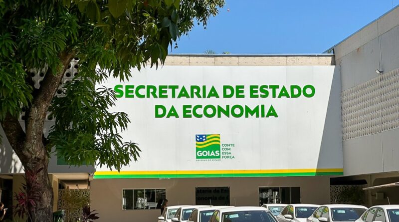 Governo de Goiás anuncia novo concurso público para Auditor Fiscal