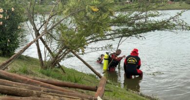 Mergulhadores do Corpo de Bombeiros descartam hipótese de carro dentro do Lago Jacob, em Cidade Ocidental