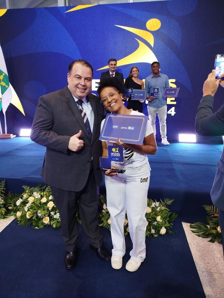 Lucineide Rocha: a mulher que transformou desafios em conquistas na capoeira
