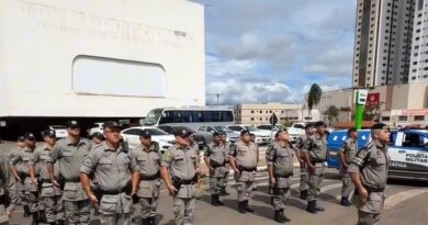 Policial em Luziania