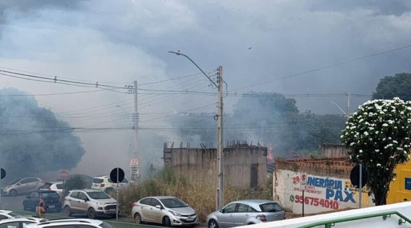 Brigada do Hospital Estadual de Luziânia age rapidamente e impede incêndio de se alastrar