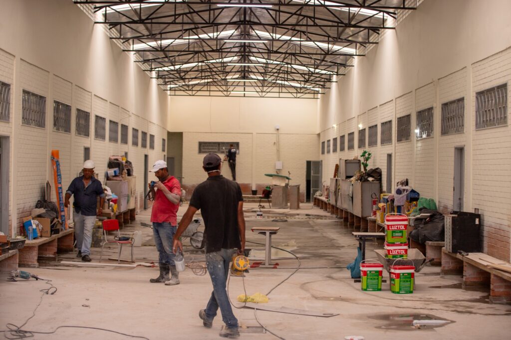 Investimentos incluem a revitalização da escola João Gabriel, a construção de uma quadra na Machado de Assis e a edificação da escola Cecília Meireles