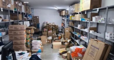 Após meses de escassez, Farmácia Popular de Cidade Ocidental volta a ser abastecida com medicamentos Após meses de escassez, Farmácia Popular de Cidade Ocidental volta a ser abastecida com medicamentos