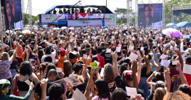Professores do DF convocam assembleia com paralisação para esta quarta-feira (18)