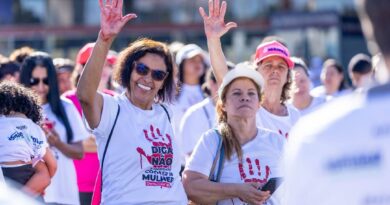 Dia da Mulher é marcado por ato em Novo Gama pedindo fim da violência Dia da Mulher é marcado por ato em Novo Gama pedindo fim da violência