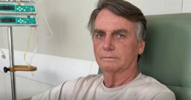 Bolsonaro é internado na UTI com broncopneumonia bacteriana em hospital de Brasília