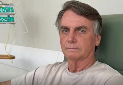 Bolsonaro é internado na UTI com broncopneumonia bacteriana em hospital de Brasília