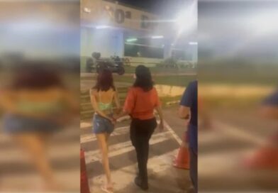 Mulher é presa na Cidade Ocidental por tentar matar a irmã após descobrir traição