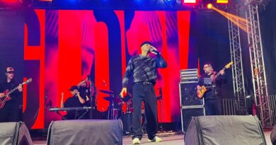 Festa de Santo Antônio começa com grande público e show de Flávio Vitor em Cidade Ocidental Festa de Santo Antônio começa com grande público e show de Flávio Vitor em Cidade Ocidental
