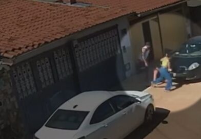 Homem invade casa da ex, agride familiares e leva crianças à força em Valparaíso, suspeitos são presos