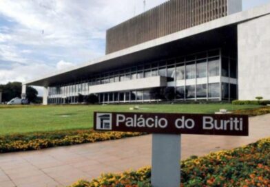 GDF decreta ponto facultativo na segunda-feira (29), dia de jogo do Brasil