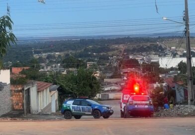Mulher é morta dentro de casa em Novo Gama; marido é suspeito Mulher é morta dentro de casa em Novo Gama; marido é suspeito