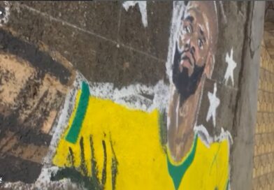Homenagem merecida: Igor Thiago recebe pintura em rua da SQ 16, em Cidade Ocidental Homenagem merecida: Igor Thiago recebe pintura em rua da SQ 16, em Cidade Ocidental