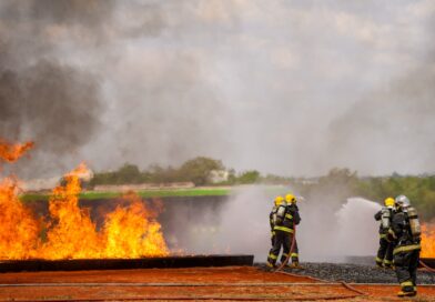 Simulado de acidente aeronáutico mobiliza forças de emergência na região central de Brasília nesta terça-feira