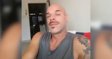 Professor é encontrado morto dentro de casa em Valparaíso de Goiás Professor é encontrado morto dentro de casa em Valparaíso de Goiás