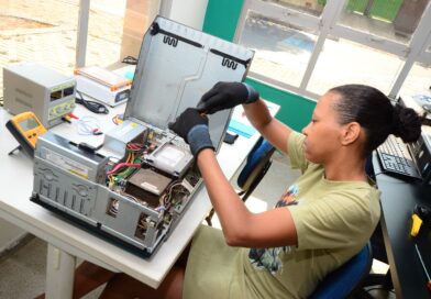 Cidade Ocidental abre 66 vagas em cursos gratuitos de informática e manutenção de computadores e celulares Cidade Ocidental abre 66 vagas em cursos gratuitos de informática e manutenção de computadores e celulares