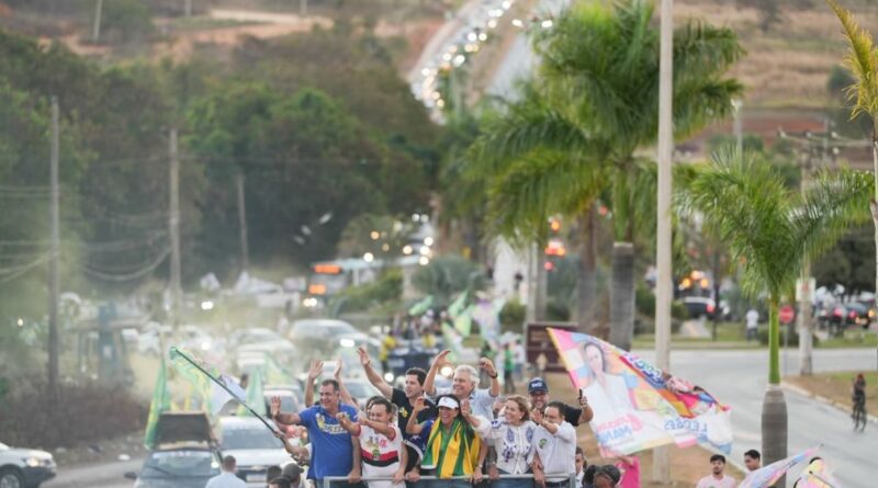 Carreata reúne apoiadores de Caiado e Daniel Vilela em Cidade Ocidental