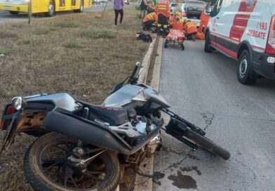 Motociclista fica gravemente ferido após acidente na EPIA Sul, no Park Way
