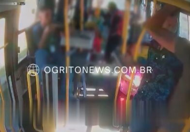 Dupla é flagrada assaltando ônibus em Luziânia; um suspeito é preso Dupla é flagrada assaltando ônibus em Luziânia; um suspeito é preso