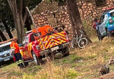 Corpo é encontrado boiando em córrego na Vila Guaíra, em Valparaíso de Goiás