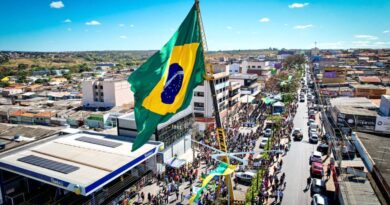 Cidade Ocidental realiza Desfile Cívico em comemoração ao 7 de Setembro Cidade Ocidental realiza Desfile Cívico em comemoração ao 7 de Setembro
