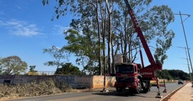 Trecho da GO-521 em frente ao cemitério de Cidade Ocidental é interditado nesta quinta (24)