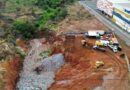 Obras de recuperação de voçoroca são retomadas às margens da BR-040, em Valparaíso