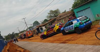 Homem é encaminhada para atendimento médico após incêndio em residência em Luziânia