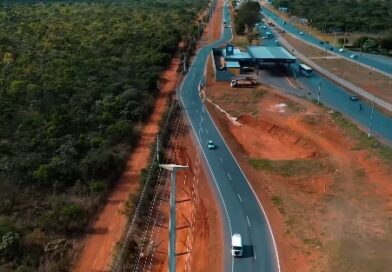 Motoristas relatam fechamento antecipado de faixa reversa na marginal da BR-040, em Santa Maria