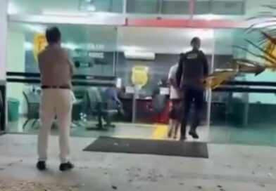 Homem rouba carro, foge da PMDF, tenta escapar a pé e acaba preso