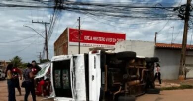 Candidata a deputada federal Maria Yvelônia sofre acidente de trânsito em trio elétrico em Valparaíso de Goiás