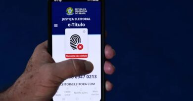 Eleitor pode baixar o e-Título até amanhã; saiba como fazer Eleitor pode baixar o e-Título até amanhã; saiba como fazer
