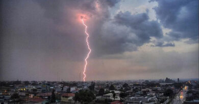Goiás tem alerta de chuvas intensas e ventania de mais de 70 km/h com chegada de frente fria Goiás tem alerta de chuvas intensas e ventania de mais de 70 km/h com chegada de frente fria
